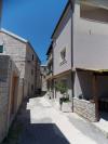 Apartments Vale - central & 20m to the sea: Croatia - Dalmatia - Island Murter - Betina - apartment #1478 Picture 4