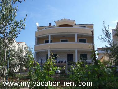 Kroatië - Dalmatië - Sibenik - Brodarica - appartement #3211