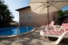 Apartmani Ivona - open swimming pool: Hrvatska - Kvarner - Otok Krk - Njivice - apartman #3476 Slika 9
