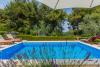 Ferienhäuse Sanda - with pool : Kroatien - Dalmatien - Insel Brac - Mirca - ferienhäuse #4140 Bild 6