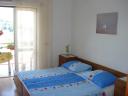 A2+1 Croatia - Dalmatia - Hvar Island - Jelsa - apartment #449 Picture 8
