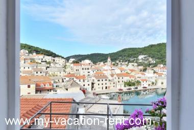 Vakantiehuis Pucisca Eiland Brac Dalmatië Kroatië #4735
