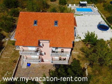 Apartment Vinisce Trogir Dalmatia Croatia #5883