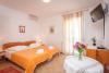 R4(2) Croatia - Dalmatia - Makarska - Brela - guest room #6612 Picture 4