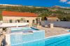 Vakantiehuis Stipe - with pool :  Kroatië - Dalmatië - Makarska - Rascane - vakantiehuis #7147 Afbeelding 24