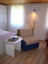 STUDIO APARTMAN BROJ 4 Croatia - Dalmatia - Island Vis - Vis - apartment #737 Picture 6