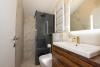 Vakantiehuis Stone house with jacuzzi H(2)