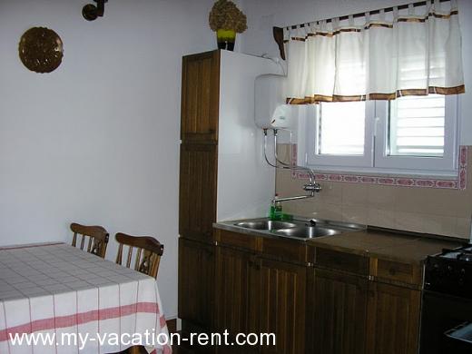 Apartments Mare Croatia - Dalmatia - Trogir - Seget Donji - apartment #1001 Picture 4