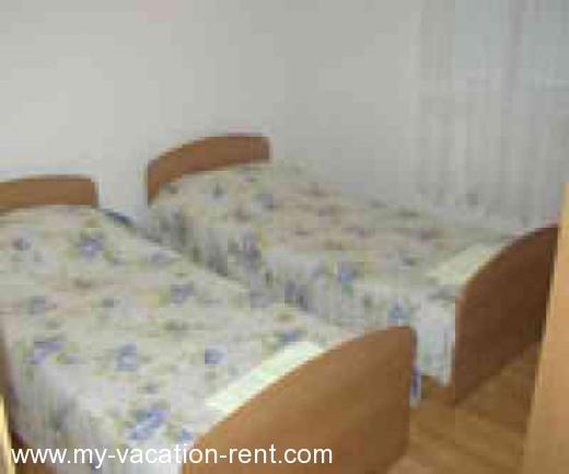 Apartments VESNA Croatia - Dalmatia - Island Brac - Supetar - apartment #1027 Picture 7