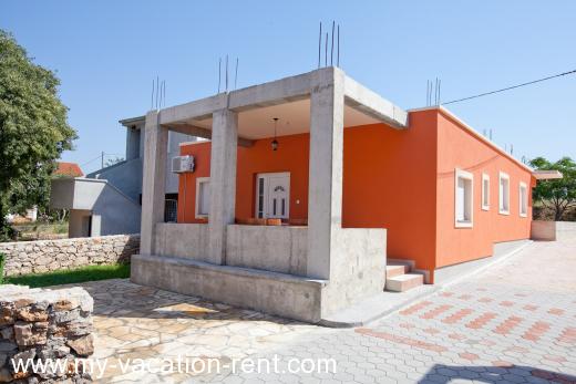 Apartmani holiday house 25 m from sea Hrvatska - Dalmacija - Zadar - Bibinje - apartman #1180 Slika 9