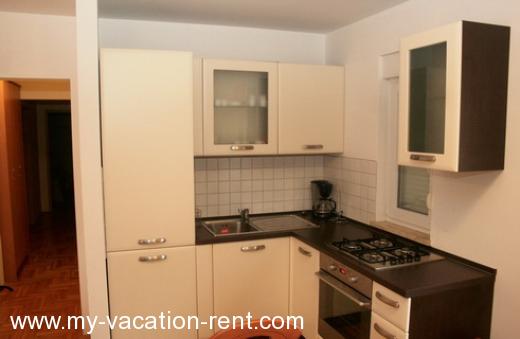 Apartments MEDULIN BURLE A4+1 Croatia - Istria - Medulin - Medulin - apartment #1202 Picture 4