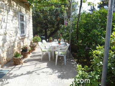 Apartment Rogac Island Solta Dalmatia Croatia #1251