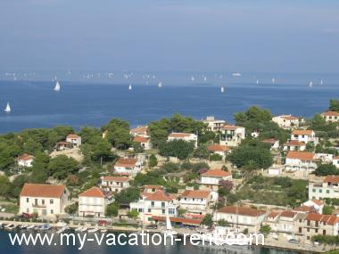 Apartments A&M - 30 m from beach: Croatia - Dalmatia - Island Solta - Stomorska - apartment #1266 Picture 6