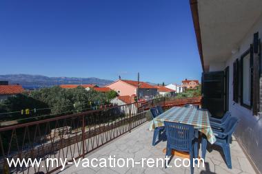 Apartment Supetar Island Brac Dalmatia Croatia #1330