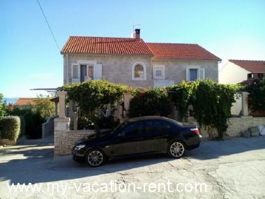 Apartments Silvana - economy apartments :  Croatia - Dalmatia - Island Brac - Supetar - apartment #1339 Picture 5