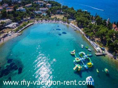 Apartments Silvana - economy apartments :  Croatia - Dalmatia - Island Brac - Supetar - apartment #1339 Picture 10