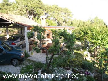 Apartments Ana - 50m from Sea: Croatia - Dalmatia - Island Brac - Supetar - apartment #1343 Picture 3