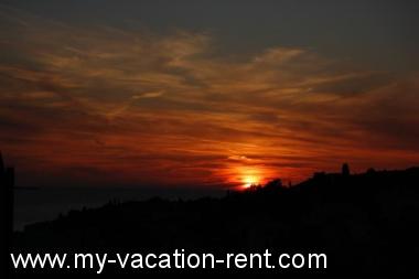 Apartments Marti - free parking and grill: Croatia - Dalmatia - Hvar Island - Hvar - apartment #1383 Picture 7