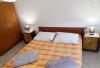 A1(7) Croatia - Dalmatia - Trogir - Vinisce - apartment #1477 Picture 20