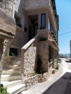 Apartments Vale - central & 20m to the sea: Croatia - Dalmatia - Island Murter - Betina - apartment #1478 Picture 5