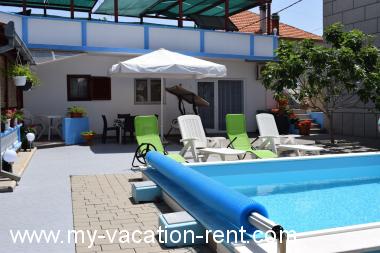 Apartments Den - with pool: Croatia - Dalmatia - Sibenik - Tribunj - apartment #1483 Picture 6