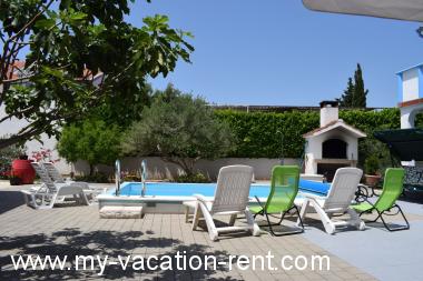 Apartments Den - with pool: Croatia - Dalmatia - Sibenik - Tribunj - apartment #1483 Picture 7
