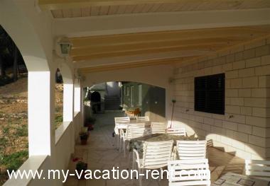 Apartments Vese - 200 m from beach: Croatia - Dalmatia - Makarska - Brela - apartment #1541 Picture 4