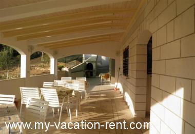 Apartments Vese - 200 m from beach: Croatia - Dalmatia - Makarska - Brela - apartment #1541 Picture 5