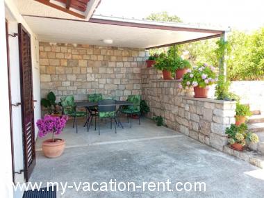 Apartment Supetar Island Brac Dalmatia Croatia #1630