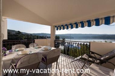 Apartment Necujam Island Solta Dalmatia Croatia #1708