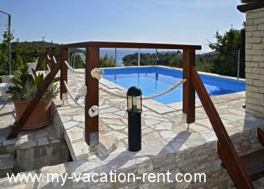 Apartments Toni - with pool and view: Croatia - Dalmatia - Island Solta - Maslinica - apartment #1957 Picture 4