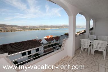 Apartment Mastrinka Island Ciovo Dalmatia Croatia #2108