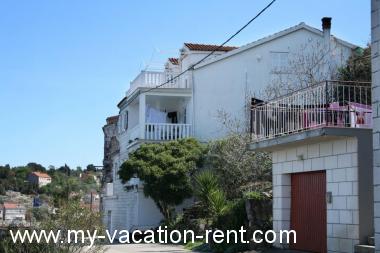 Apartments Ivo - 20m from the sea: Croatia - Dalmatia - Korcula Island - Racisce - apartment #2215 Picture 3