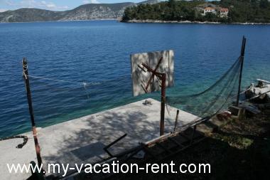 Apartments Ivo - 20m from the sea: Croatia - Dalmatia - Korcula Island - Racisce - apartment #2215 Picture 9