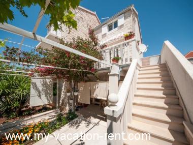 Apartment Supetar Island Brac Dalmatia Croatia #2336