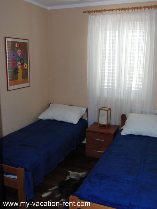 Apartments ROSSO Croatia - Dalmatia - Hvar Island - Hvar - apartment #243 Picture 8