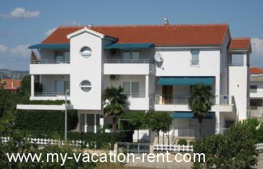 Apartments Beti - 70 m from sea: Croatia - Dalmatia - Island Murter - Betina - apartment #2527 Picture 1