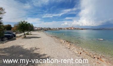Apartments Beti - 70 m from sea: Croatia - Dalmatia - Island Murter - Betina - apartment #2527 Picture 8