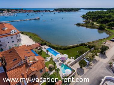 Apartments Fimi- with swimming pool Croatia - Istria - Medulin - Medulin - apartment #2913 Picture 2