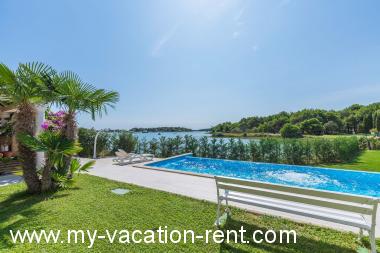 Apartments Fimi- with swimming pool Croatia - Istria - Medulin - Medulin - apartment #2913 Picture 6