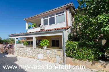 Apartment Supetar Island Brac Dalmatia Croatia #3187