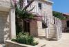 Apartments Vig - 60 m from beach: Croatia - Dalmatia - Island Brac - Povlja - apartment #3302 Picture 14