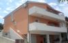 Apartamenty Ante - 80 m from sea: Chorwacja - Dalmacja - Split - Seget Vranjica - apartament #3308 Zdjęcie 9
