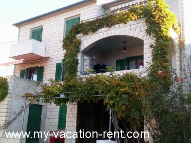 Appartement Postira Eiland Brac Dalmatië Kroatië #3403