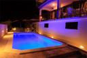 Vakantiehuis Maestral with Pool Detached House