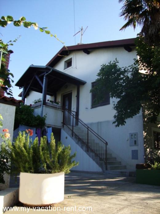 Apartmanok Villa Maria Horvátország - Istra - Pula - Pula - lakás #360 Kép 1