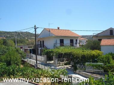 Apartament Vinisce Trogir Dalmacja Chorwacja #3606