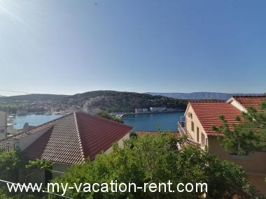 Appartement Jelsa Île de Hvar La Dalmatie Croatie #3765