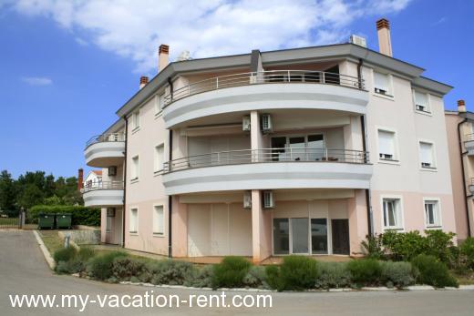 Apartments Gaby Croatia - Istria - Medulin - Medulin - apartment #389 Picture 3