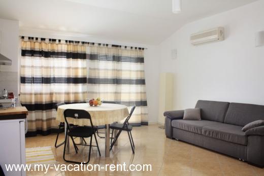 Apartments Gaby Croatia - Istria - Medulin - Medulin - apartment #389 Picture 5